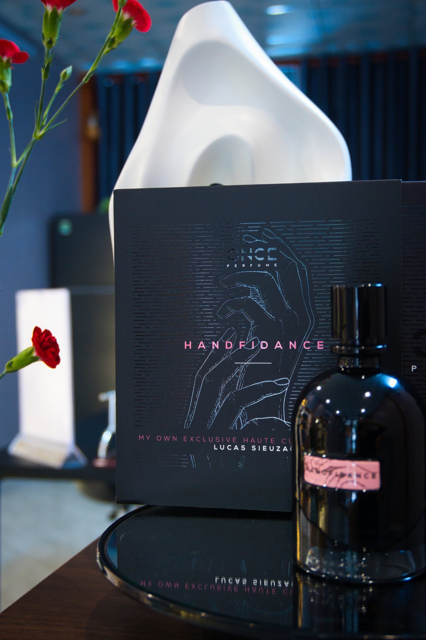 Once Perfume Handfidance
