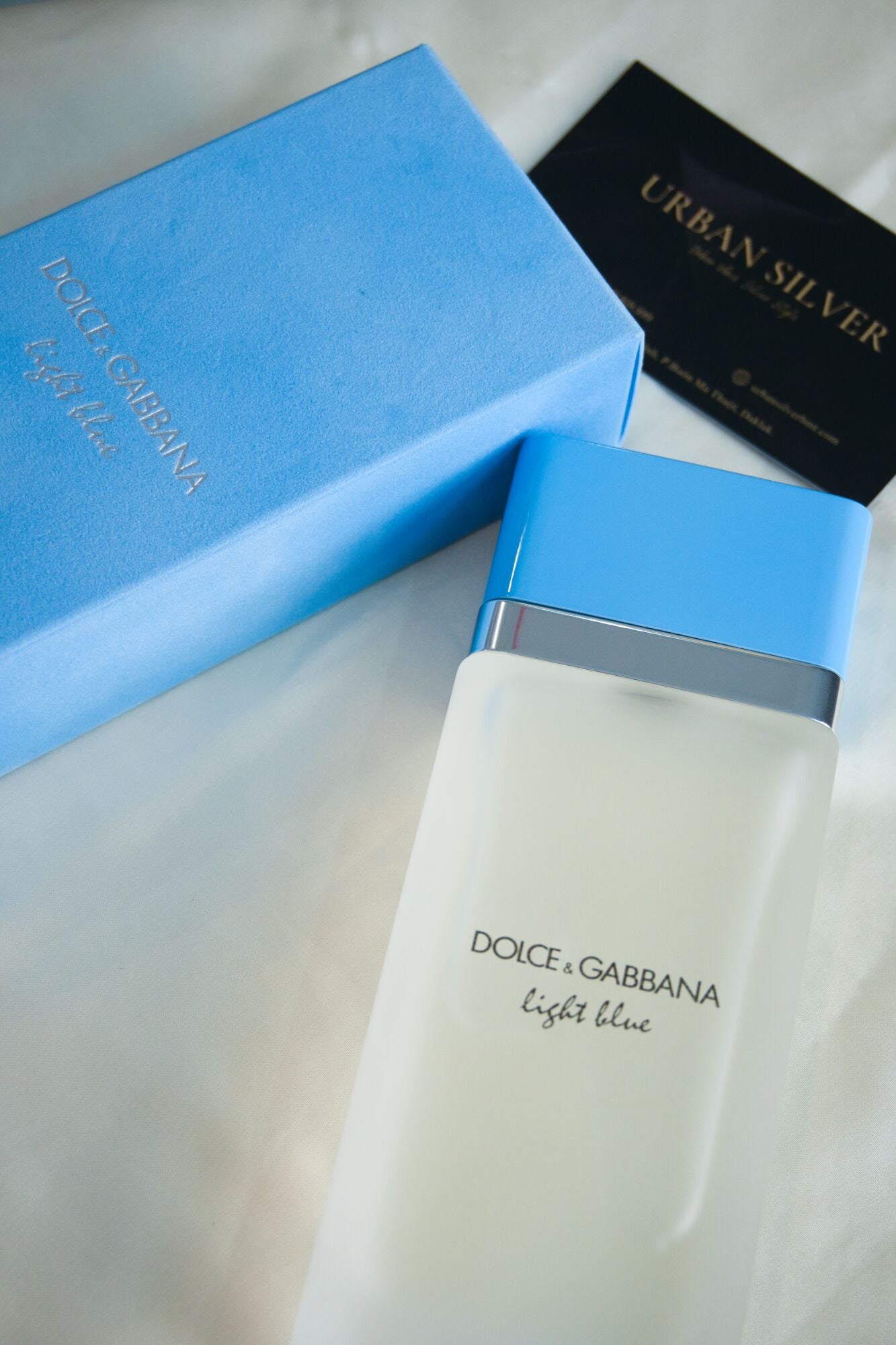 Nước hoa Dolce Gabbana Light Blue EDT chai thủy tinh vuông nắp xanh dương chính hãng