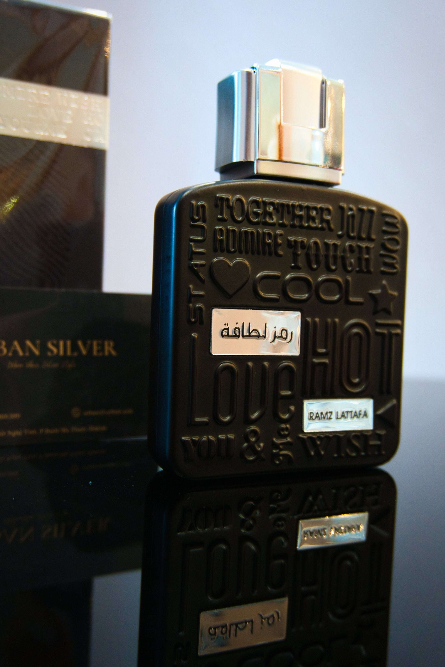 Hộp và chai nước hoa Lattafa Ramz Silver 100ml chính hãng tại Urban Silver