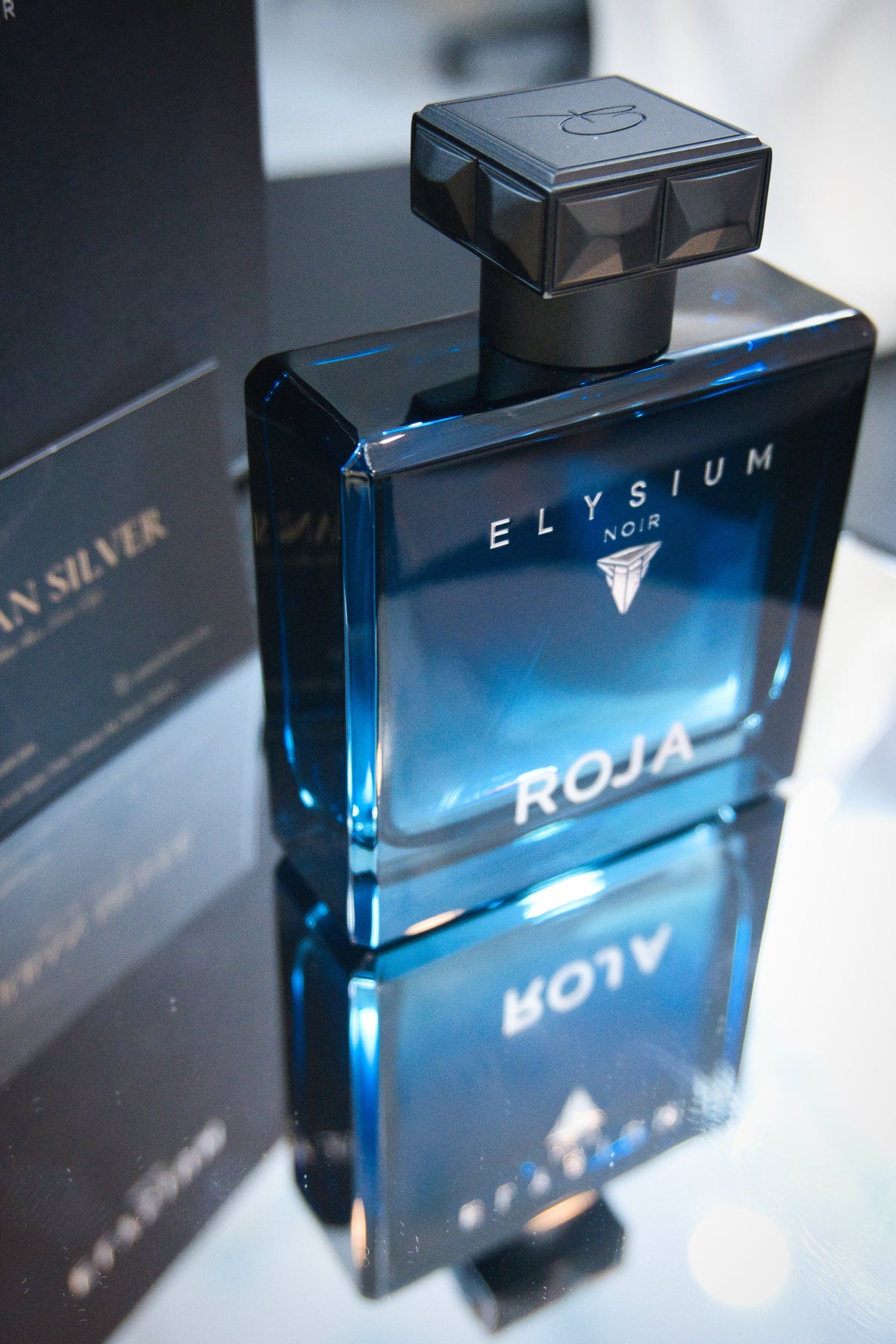 Roja Elysium Noir EDP